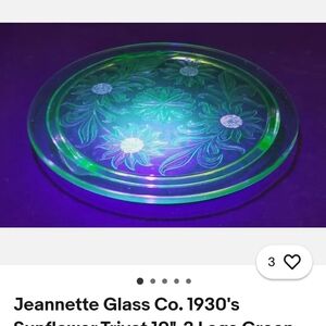 Jeannette Glass Co. Green Floral Art Plate